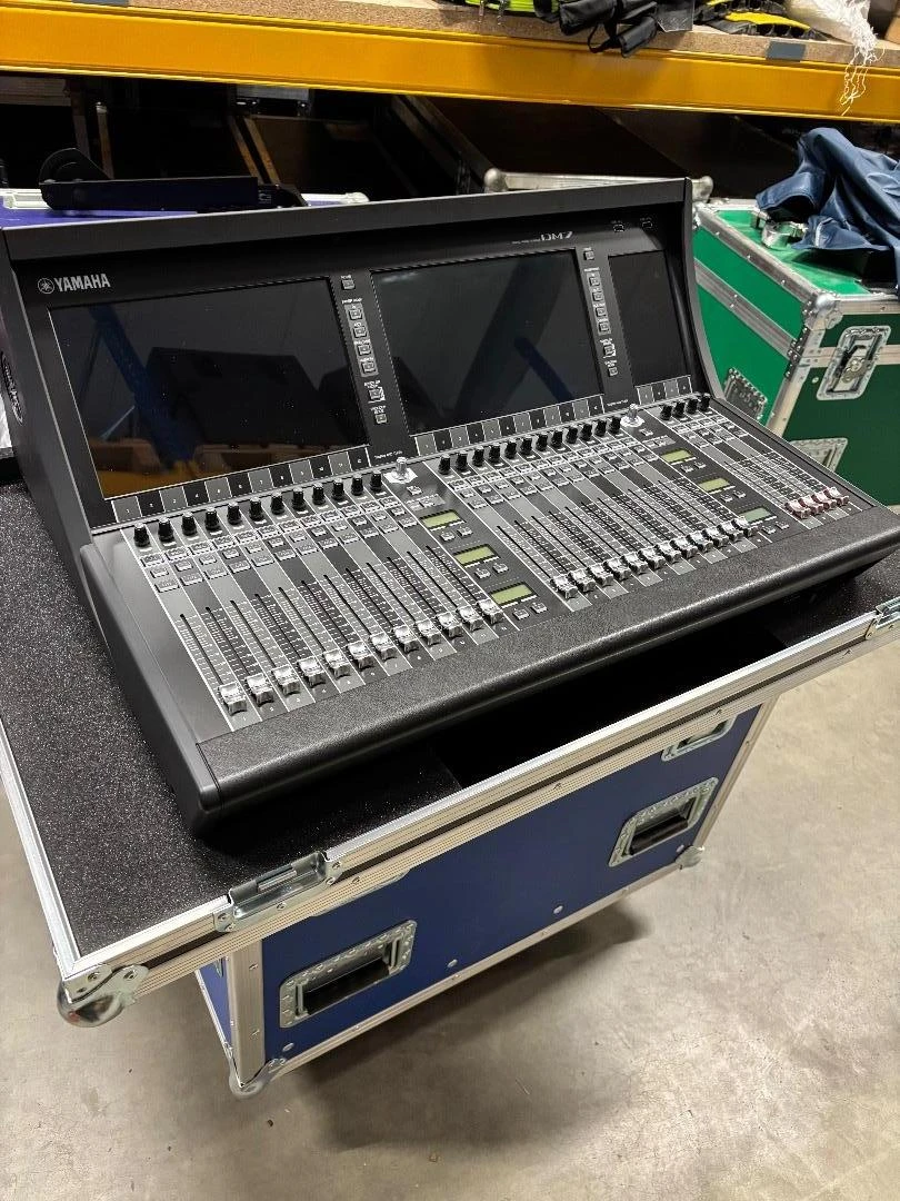 Yamaha DM7